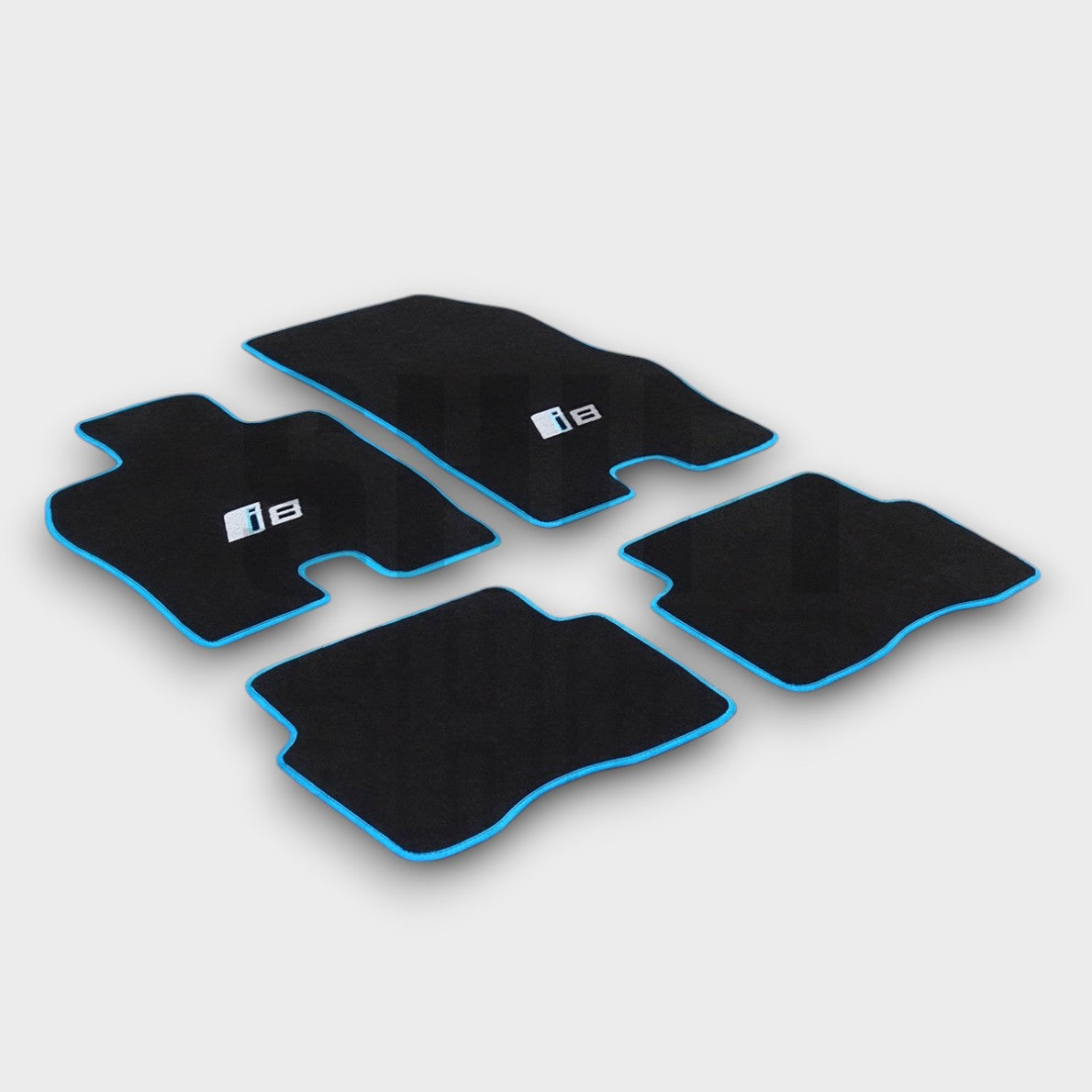 Tapis sur mesure pour i8